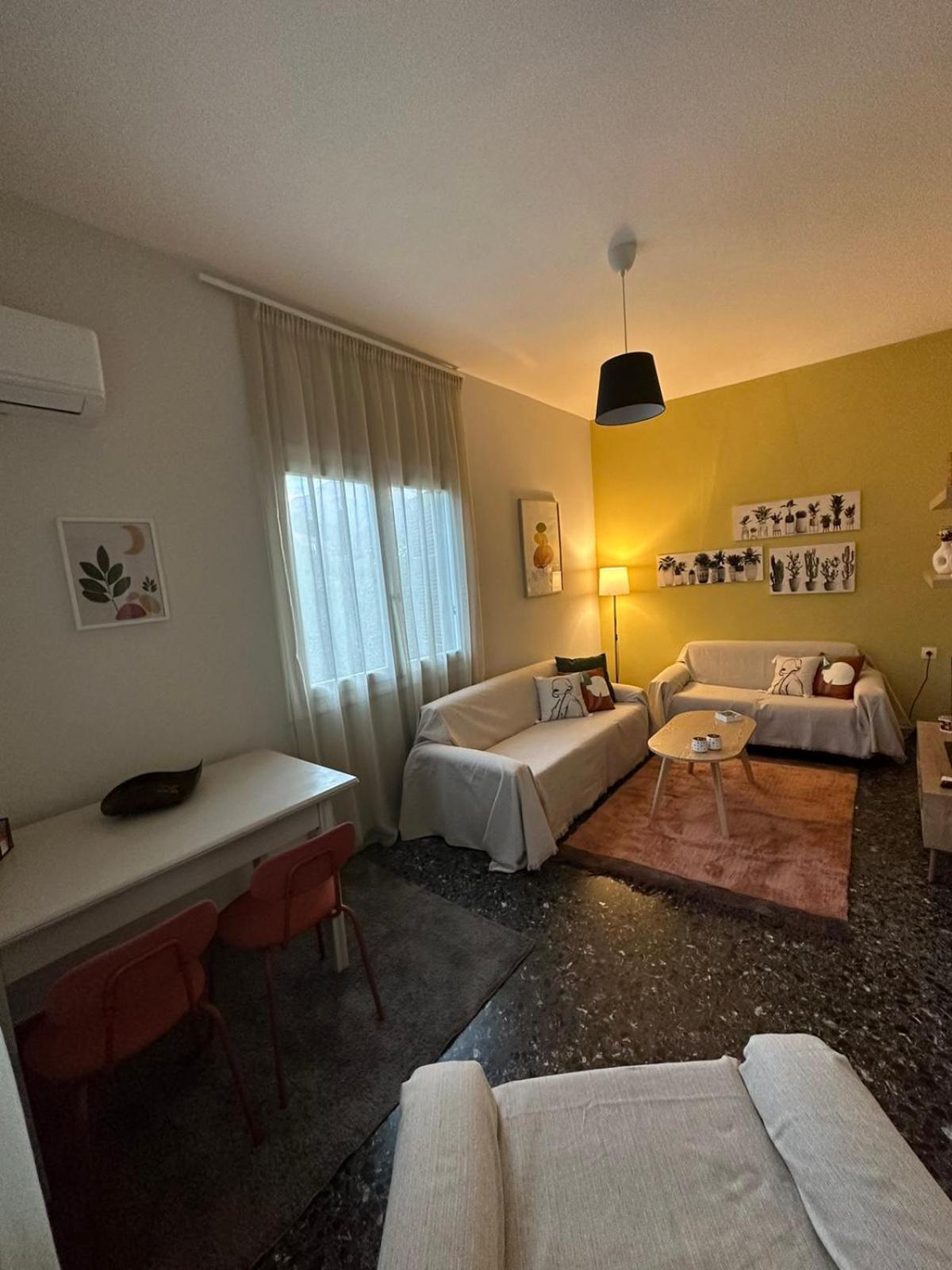 Happy Home Leonidio Luaran gambar